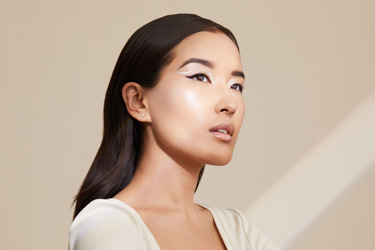 Synchro Skin Radiant Lifting Foundation